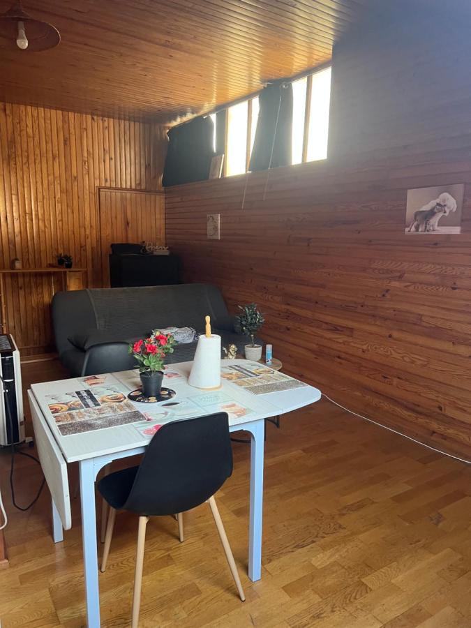 Appartamento Studio En Plein Coeur Tulle Esterno foto